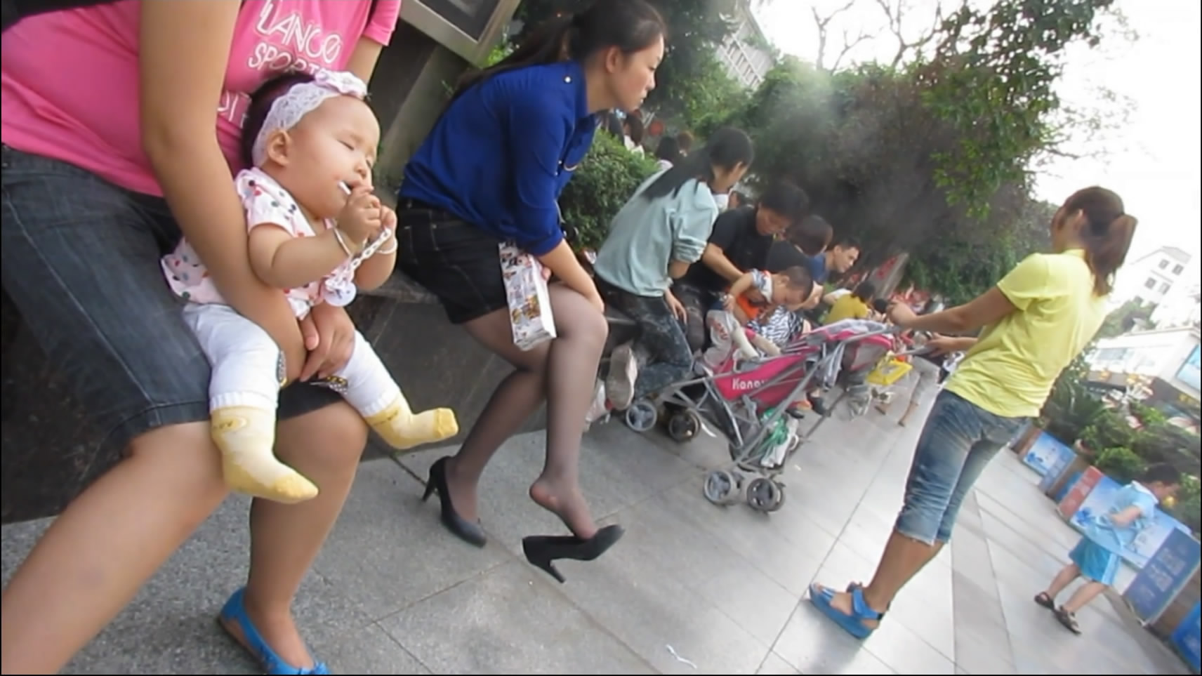 streetsnapfootm[00 01 13][20181202 110839 9]